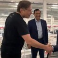 Bakrie Tunda IPO Anak Usaha Saingan Tesla, Ini Alasannya
