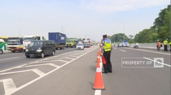 Padat Kendaraan, Tol Layang MBZ Ditutup Sementara