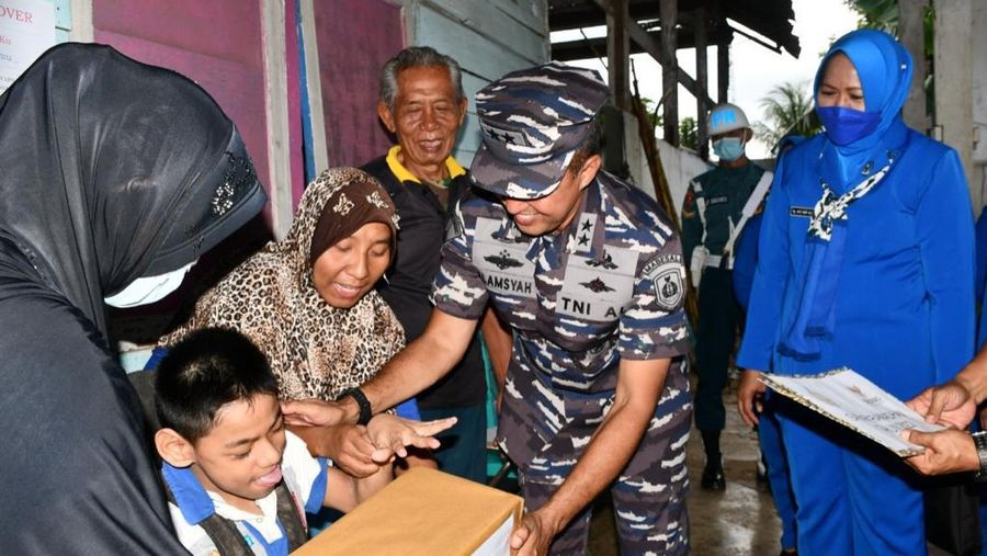 Program gerakan berbagi (Gebrag) CTARSA Foundation. (Dok: CT ARSA FOUNDATION)