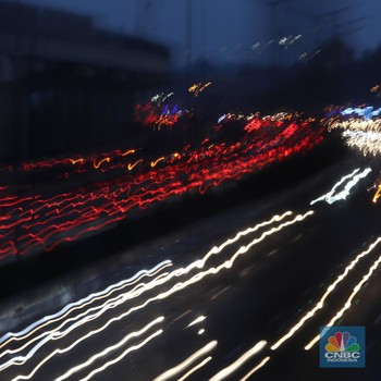 H-5 Lebaran, Hari Ini Tol Arah Cikampek Makin Ramai Kendaraan