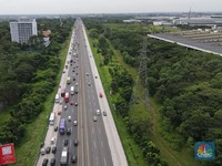 Penampakan Udara Kemacetan di KM 48 Tol Jakarta-Cikampek