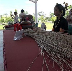Sapu Indonesia Laris Manis di Amerika! Dijual Satuan Rp 390 Ribu