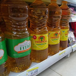 Harga Minyak Goreng Mendadak Turun, Strategi Jokowi Berhasil!