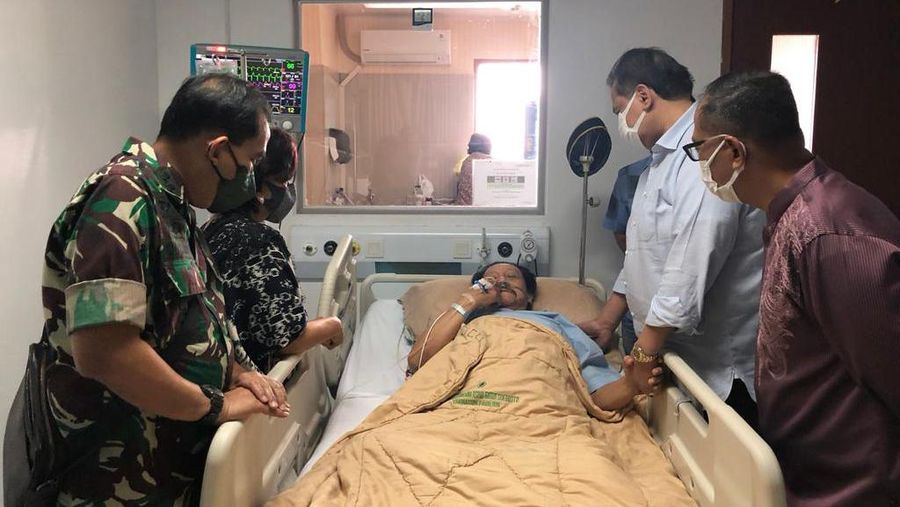 Dokter Lukman, I Tati Hendropriyono, Hendropriyono, Chairul Tanjung, Abdul Aziz (Dok Ist)
