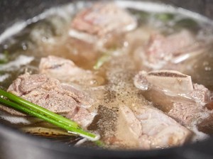 Berapa Lama Merebus Daging Sapi? Ini Waktu yang Tepat Agar Empuk Sempurna