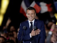 Macron Kalah Suara di Parlemen, Pemerintah Prancis Rapuh?