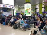 Intip Stasiun Gambir yang Masih Ramai Pemudik H-1 Lebaran