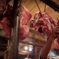 Wabah PMK di RI: Daging di Pasar Lancar, Harga Tetap Tinggi