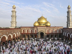 Doa Setelah Salat Idul Fitri, Lengkap Tulisan Arab, Huruf Latin, dan Artinya