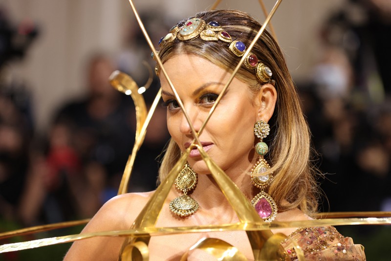 Kendall Jenner di Met Gala 2022 Kendall Jenner tiba di acara amal tahunan Met Gala 2022 bertema In America: An Anthology of Fashion di The Metropolitan Museum of Art, New York, Amerika Serikat, Senin (2/5/2022). (REUTERS/Andrew Kelly)