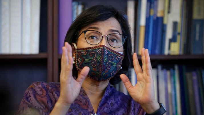 Indonesian Finance Minister Sri Mulyani Indrawati answers questions during an interview at the World Bank in Washington, U.S., April 22, 2022. REUTERS/Evelyn Hockstein