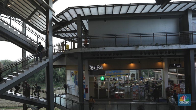 Suasana rest area 456 Jalan Tol Semarang-Solo, Jawa tengah. (CNBC Indonesia/ Tri Susilo)