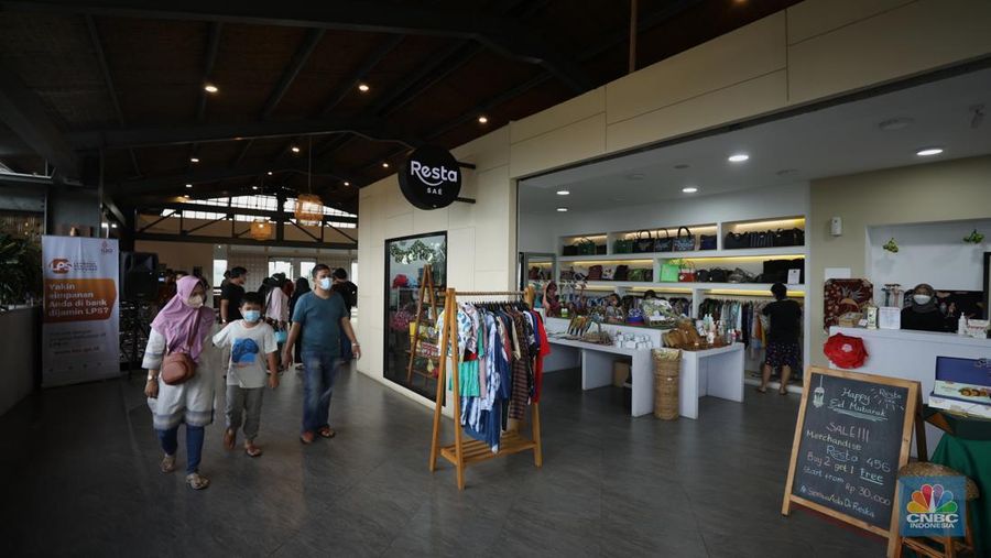 Suasana rest area 456 Jalan Tol Semarang-Solo, Jawa tengah. (CNBC Indonesia/ Tri Susilo)