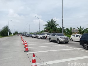 Nataru 2025, Diprediksi 1,4 Juta Kendaraan Keluar Medan Lewat Tol Belmera