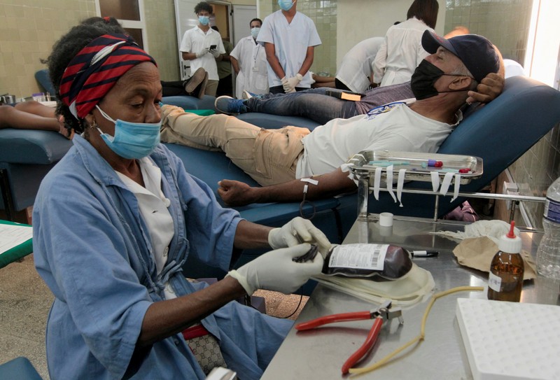 Ledakan mengguncang pusat ibukota Kuba, Havana, menghancurkan Hotel Saratoga yang terletak di dekat Gedung National Capitol pada Jumat (6/5/2022). (REUTERS/ALEXANDRE MENEGHINI) Ledakan mengguncang pusat ibukota Kuba, Havana, menghancurkan Hotel Saratoga yang terletak di dekat Gedung National Capitol pada Jumat (6/5/2022). (REUTERS/ALEXANDRE MENEGHINI)