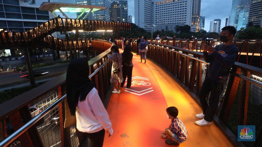 Hari Pertama Usai Libur Lebaran, Jakarta Macet Lagi (CNBC Indonesia/Andrean Kristianto)