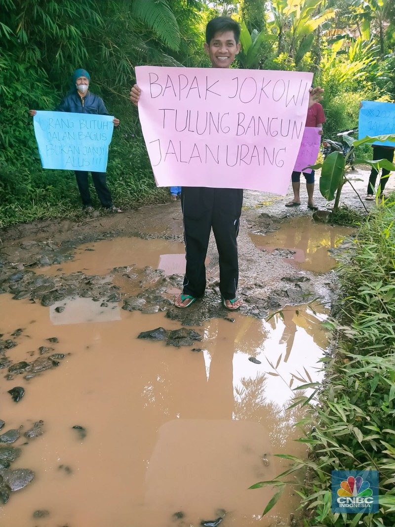 Jalan Rusak di Cianjur, Jabar