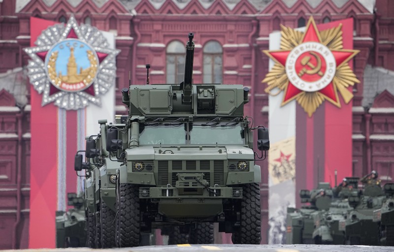 Russian self-propelled artillery vehicles roll during the Victory Day military parade in Moscow, Russia, Monday, May 9, 2022, marking the 77th anniversary of the end of World War II. (AP Photo/Alexander Zemlianichenko)