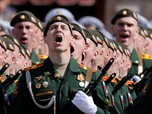 Ratusan Tank hingga Rudal Muncul di Parade Kemenangan Rusia