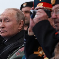 Putin Dihantui 3 Malapetaka Sekaligus, Rusia OTW 'Masuk Jurang'