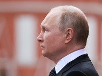 Putin Hapus Batas Atas Umur di Militer, Orang Tua Boleh Ikut