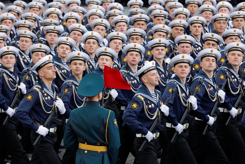 Peringatan Hari Kemenangan Rusia Russian self-propelled artillery vehicles roll during the Victory Day military parade in Moscow, Russia, Monday, May 9, 2022, marking the 77th anniversary of the end of World War II. (AP Photo/Alexander Zemlianichenko)