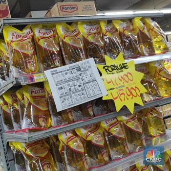Turun Tak Merata, Harga Minyak Goreng Masih di Atas Rp 50.000