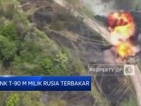 Tank Andalan Rusia Meledak di Kharkiv