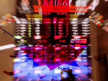 Longsor! IHSG Tak Kuasa Drop 3%, Kena Tekanan Jual