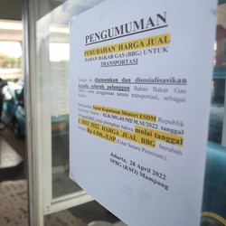 Harga BBG Naik, Pengemudi Taksi Mulai Kena Dampaknya