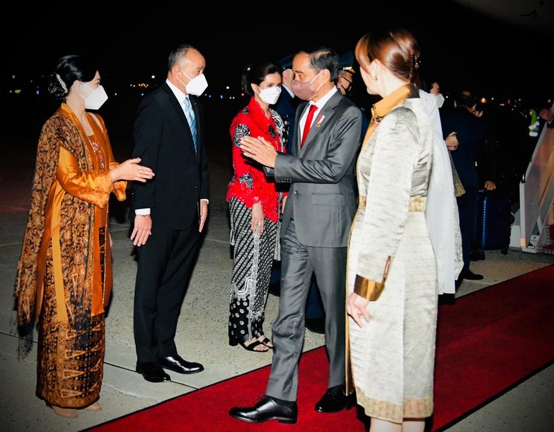 Presiden dan Ibu Iriana Jokowi tiba di Washington DC (Muchlis Jr - Biro Pers Sekretariat Presiden)