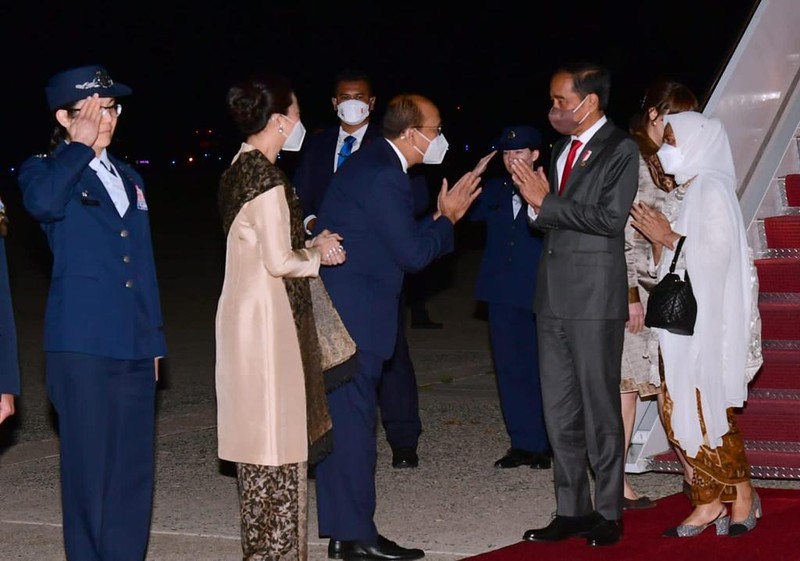 Presiden dan Ibu Iriana Jokowi tiba di Washington DC (Muchlis Jr - Biro Pers Sekretariat Presiden)
