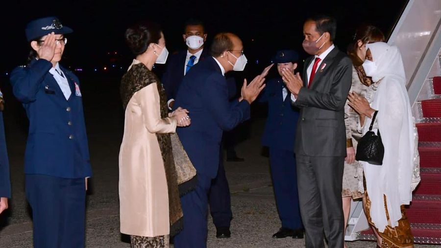 Presiden dan Ibu Iriana Jokowi tiba di Washington DC (Muchlis Jr - Biro Pers Sekretariat Presiden)