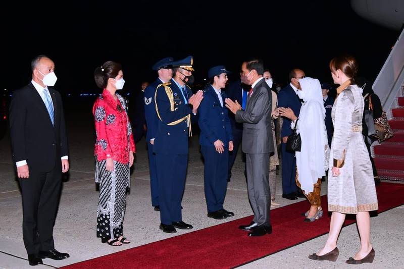 Presiden dan Ibu Iriana Jokowi tiba di Washington DC (Muchlis Jr - Biro Pers Sekretariat Presiden) Presiden dan Ibu Iriana Jokowi tiba di Washington DC (Muchlis Jr - Biro Pers Sekretariat Presiden)