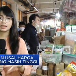 Stok Kian Tipis, Harga Minyak Goreng Masih Mahal