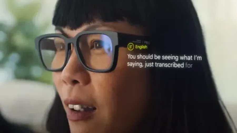 Tangkapan layar video tentang Google Glass terbaru.