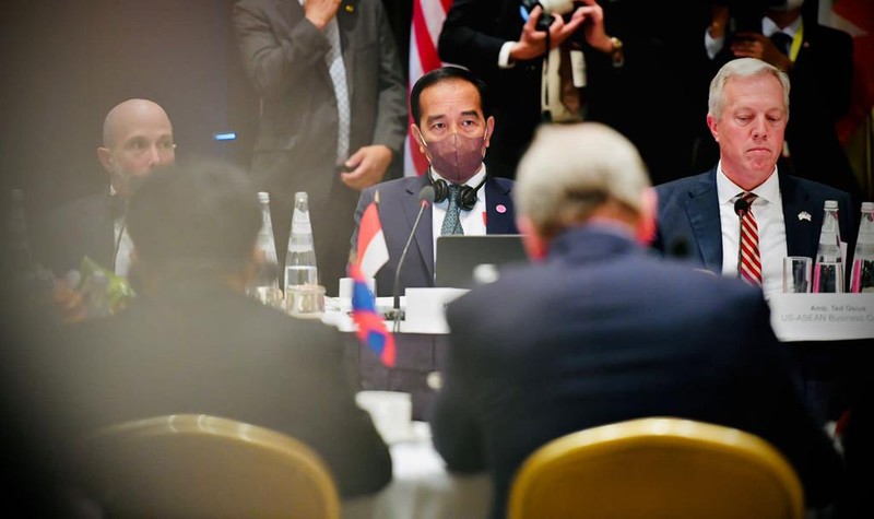 Bertemu CEOs AS, Presiden Jokowi Harapkan Kerja Sama Konkret. (: Laily Rachev - Biro Pers Sekretariat Presiden) Bertemu CEOs AS, Presiden Jokowi Harapkan Kerja Sama Konkret. (: Laily Rachev - Biro Pers Sekretariat Presiden)