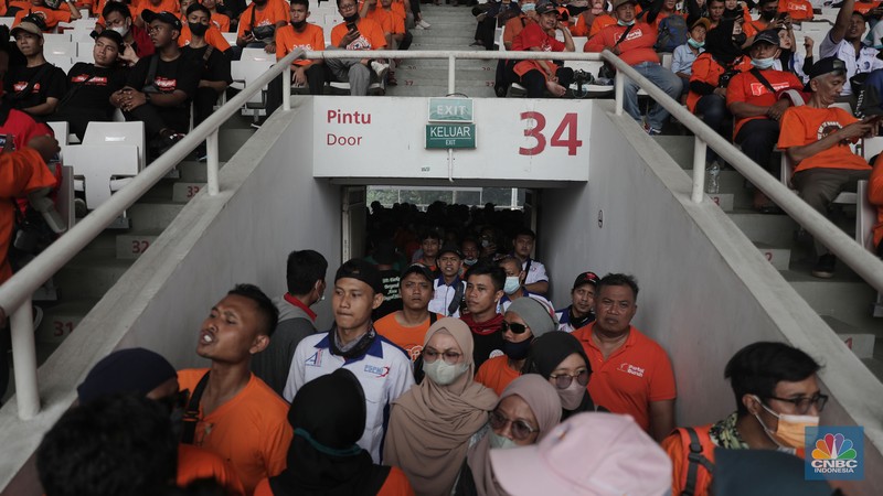 Demo Buruh 14 Mei 2022 (CNBC Indonesia/Muhammad Sabki)