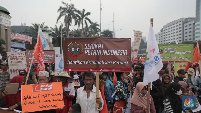 Demo Buruh 14 Mei 2022 (CNBC Indonesia/Muhammad Sabki)