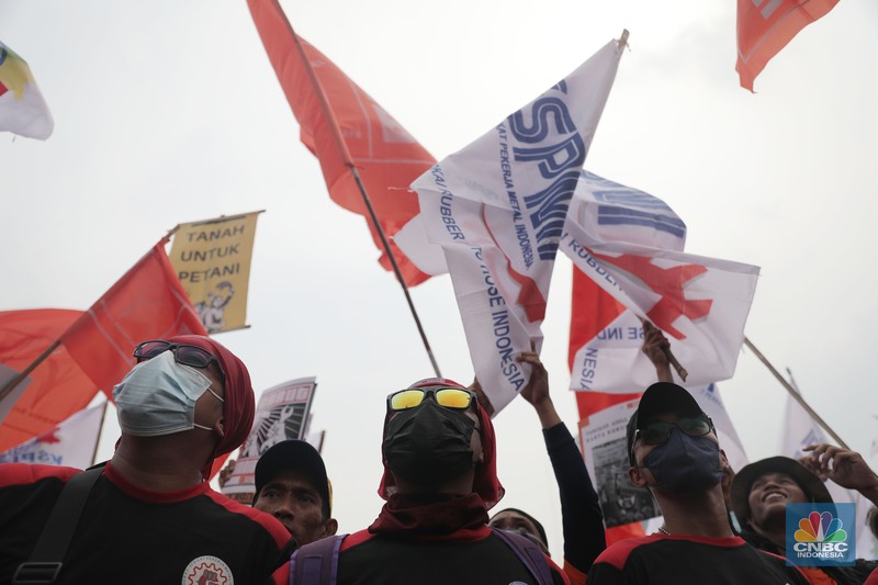 Demo Buruh 14 Mei 2022 (CNBC Indonesia/Muhammad Sabki) Demo Buruh 14 Mei 2022 (CNBC Indonesia/Muhammad Sabki)
