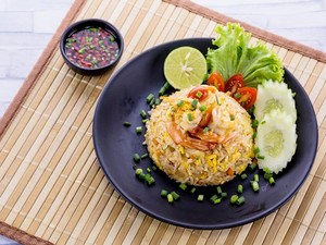5 Racikan Nasi Goreng Enak di Dunia, dari Indonesia sampai Iran