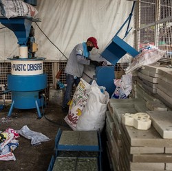 Badak LNG Kelola Sampah Berbasis Investasi Bernilai Tambah
