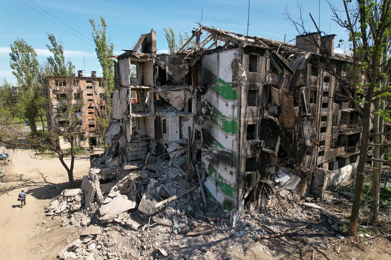 UKRAINE-CRISIS/MARIUPOL A view shows residential buildings heavily damaged during Ukraine-Russia conflict in the southern port city of Mariupol, Ukraine May 12, 2022. Picture taken with a drone. REUTERS/Pavel Klimov
