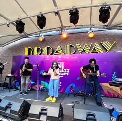 Idgitaf & Nadin Amizah Sapa Pecinta BNI Java Jazz On The Move