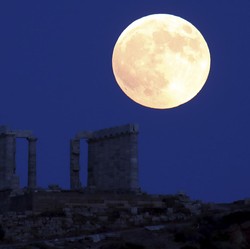 Gerhana Bulan Total Terjadi Malam Ini, Orang RI BIsa Lihat?