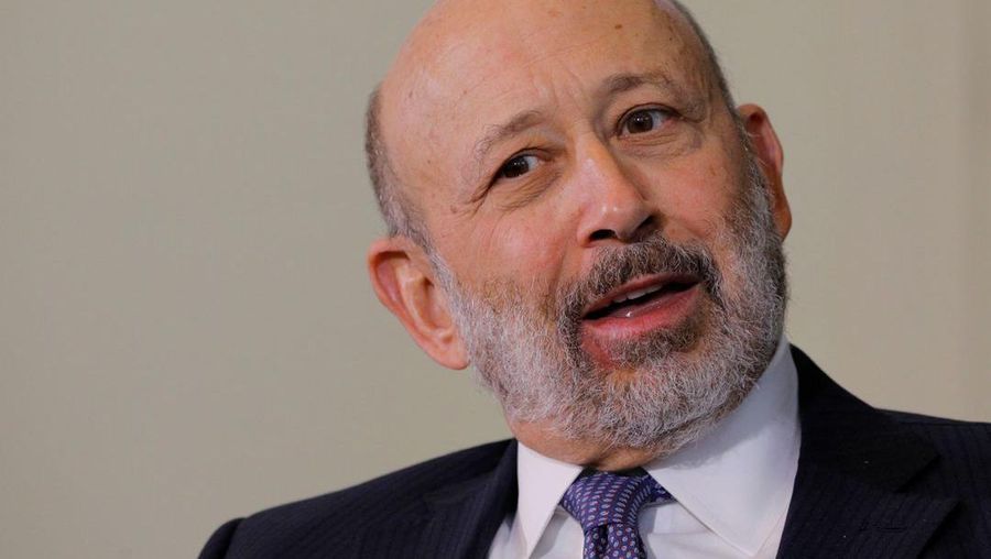 Lloyd Blankfein, Mantan CEO of Goldman Sachs, saat berbicara di the Boston College Chief Executives Club.