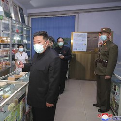 Tolak Vaksin, Ini 'Rahasia' Kim Jong Un Jinakkan Covid Korut
