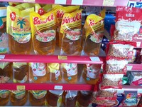 Harga Minyak Goreng Masih Mahal, yang Murah Ada di Sini