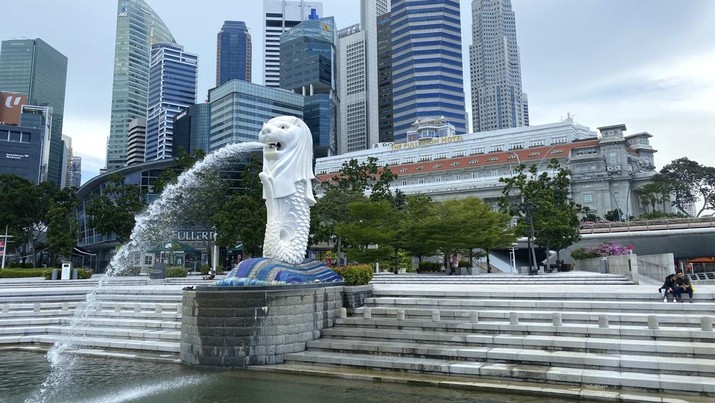 Patung Merlion, objek wisata populer di Singapura. (AP/Annabelle Liang) Patung Merlion, objek wisata populer di Singapura. (AP/Annabelle Liang)