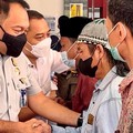 Jasa Raharja Beri Santunan Korban Kecelakaan Bus di Mojokerto